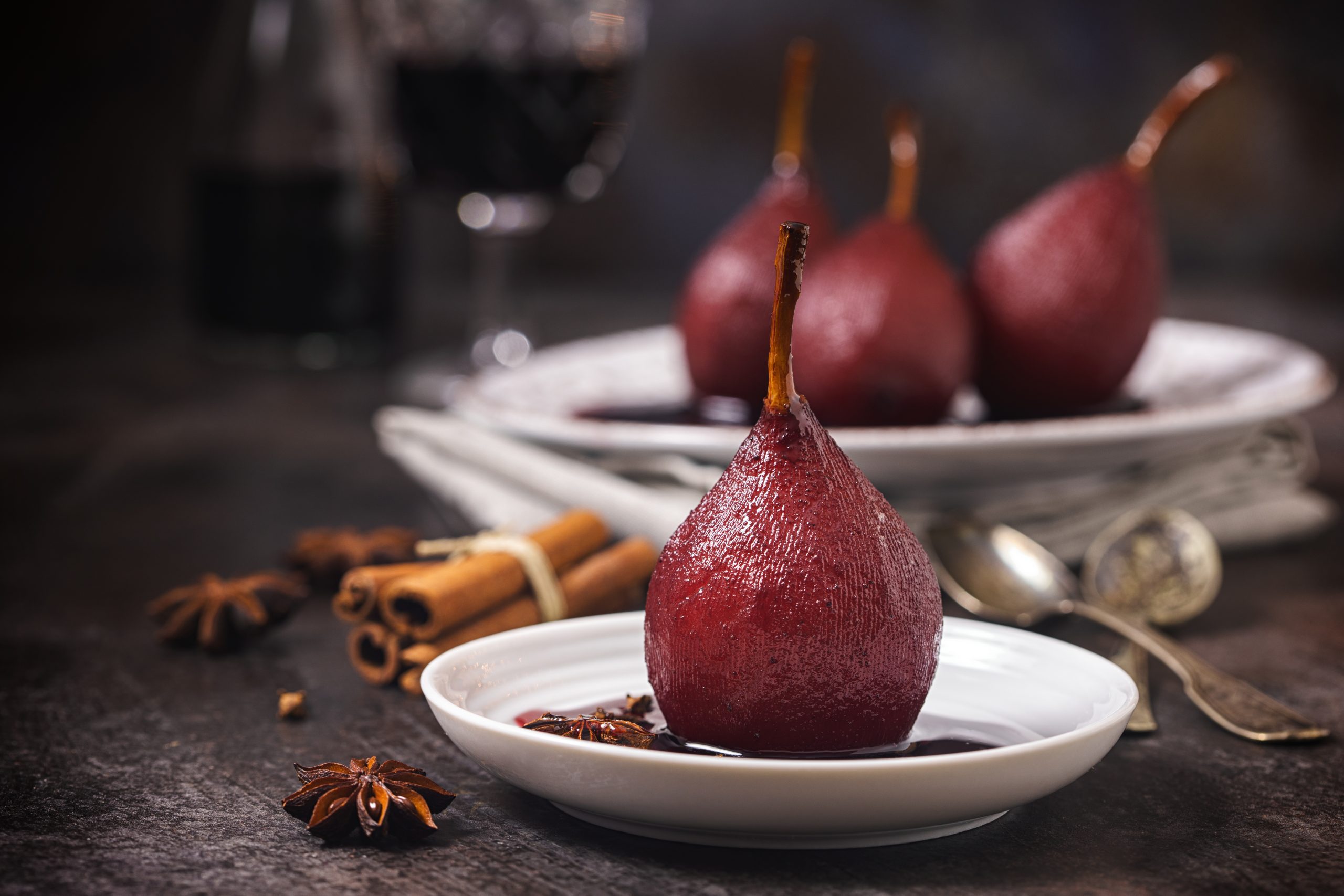 poached-pears-in-red-wine-sauce-with-mascarpone-cheese-